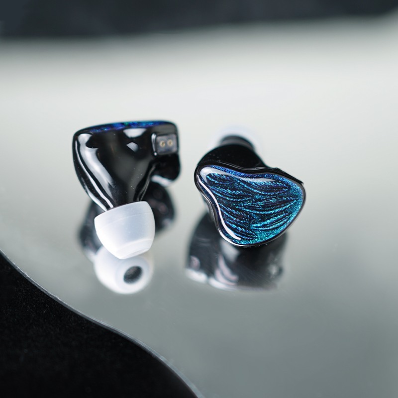 BGVP Feather (4BA+1DD) 有線イヤホン BGVP Feather 1DD + 4BA Hybrid Driver IEM Earphones – SYEINDUNCE